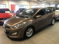Brun Begagnad 2013 Hyundai i30 Halvkombi | 53 900 kr (Bra pris)