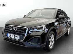 Brilliantsvart Begagnad 2022 Audi Q2 Proline SUV | 204 000 kr (Marknadspris)