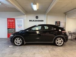 Svart Begagnad 2010 Honda Civic Sport Halvkombi | 39 900 kr (Bra pris)