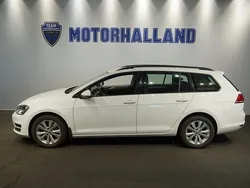 Vit Begagnad 2016 VW Golf VII Kombi | 117 900 kr (Marknadspris)