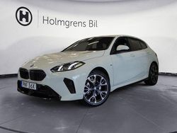 Vit Begagnad 2025 BMW 120 M Sport Halvkombi | 378 800 kr