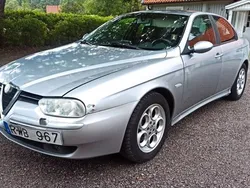 Silver Begagnad 2003 Alfa Romeo 156 Distinctive Sedan | 4 900 kr