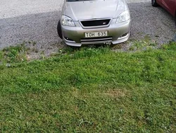 Grå Begagnad 2002 Toyota Corolla Halvkombi | 75 000 kr