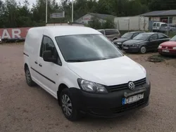 Vit Begagnad 2013 VW Caddy Minibuss | 49 000 kr (Marknadspris)