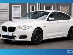 Vit Begagnad 2015 BMW 530 Gran Turismo M Sport Halvkombi | 219 800 kr (Marknadspris)