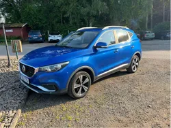 Blå Begagnad 2021 MG ZS Sedan | 160 000 kr (Bra pris)