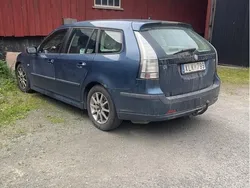 Blå Begagnad 2006 Saab 9-3 Linear Kombi | 15 000 kr (Lite dyr)
