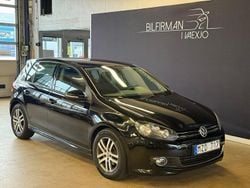 Svart Begagnad 2012 VW Golf VII Halvkombi | 109 900 kr (Marknadspris)