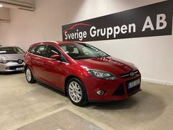 Röd Begagnad 2011 Ford Focus Titanium Kombi | 49 900 kr (Marknadspris)