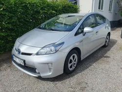 Silver Begagnad 2012 Toyota Prius Plug-in Hybrid Halvkombi | 115 000 kr (Marknadspris)