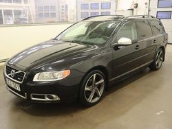 Svart Begagnad 2013 Volvo V70 R-Design Pro Kombi | 144 000 kr (Dyr)