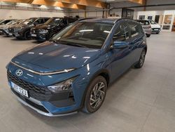 Blå Begagnad 2024 Hyundai Bayon Essential SUV | 214 900 kr (Dyr)