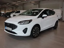 Vit Begagnad 2022 Ford Fiesta Titanium Halvkombi | 164 800 kr