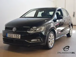 Svart Begagnad 2016 VW Polo Halvkombi | 144 900 kr (Marknadspris)