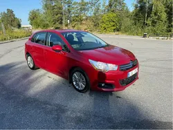 Röd Begagnad 2013 Citroën C4 Halvkombi | 49 000 kr (Bra pris)