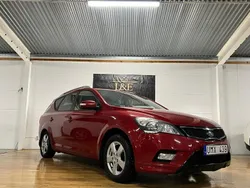 Röd Begagnad 2012 Kia Ceed Sportswagon Kombi | 59 900 kr (Marknadspris)