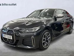 Svart Begagnad 2022 BMW i4 M Sport Sedan | 499 900 kr (Marknadspris)