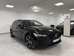 Svart Begagnad 2022 Volvo V60 Plus Kombi | 398 500 kr (Dyr)