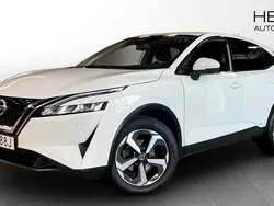 Svart Begagnad 2022 Nissan Qashqai N-Connecta SUV | 269 900 kr (Marknadspris)