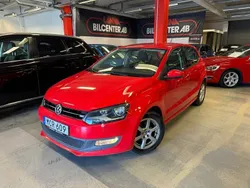 Röd Begagnad 2011 VW Polo Halvkombi | 69 900 kr (Marknadspris)