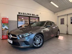 Mörkgrå (grå) Begagnad 2019 Mercedes A180 Halvkombi | 219 900 kr (Bra pris)