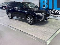 Svart Begagnad 2016 Mitsubishi Outlander SUV | 139 000 kr (Lite dyr)