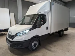 Vit Ny 2024 Iveco Daily Van | 593 750 kr (Marknadspris)