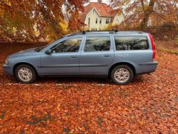 Begagnad 2004 Volvo V70 Kombi | 30 000 kr (Marknadspris)
