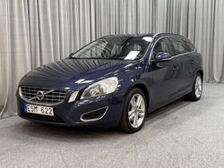 Blå Begagnad 2013 Volvo V60 Momentum Kombi | 89 900 kr (Superpris)