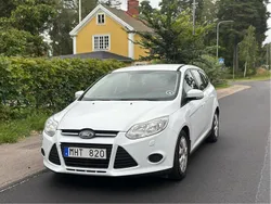 Vit Begagnad 2012 Ford Focus Kombi | 29 500 kr (Bra pris)
