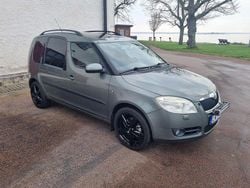 Grön Begagnad 2007 Skoda Roomster Minibuss | 30 000 kr (Marknadspris)