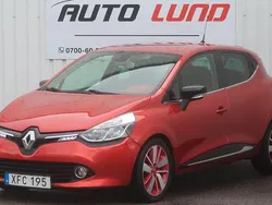 Röd Begagnad 2016 Renault Clio IV Halvkombi | 75 000 kr (Marknadspris)