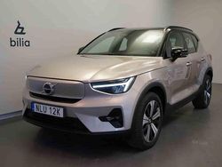 Grå Begagnad 2023 Volvo XC40 Single Motor SUV | 369 500 kr