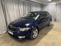 Blå Begagnad 2013 Skoda Octavia Elegance Halvkombi | 119 900 kr (Lite dyr)