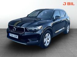 Svart Begagnad 2021 Volvo XC40 Momentum SUV | 309 900 kr