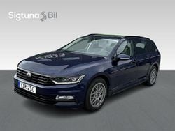 Blå Begagnad 2017 VW Passat GT Kombi | 189 900 kr (Marknadspris)