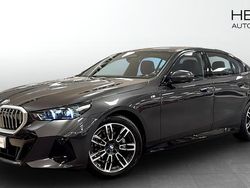 Begagnad 2025 BMW 520 M Sport Sedan | 548 700 kr (Marknadspris)
