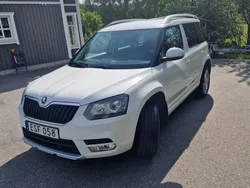 Vit Begagnad 2015 Skoda Yeti SUV | 90 000 kr (Superpris)