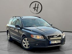 Grå Begagnad 2013 Volvo V70 SE Kombi | 99 900 kr (Marknadspris)