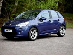 Blå Begagnad 2015 Citroën C3 Halvkombi | 49 900 kr
