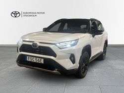 Vit Begagnad 2024 Toyota RAV4 Hybrid Style SUV | 449 900 kr (Marknadspris)