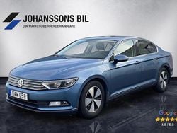 Blå Begagnad 2015 VW Passat Sedan | 129 900 kr (Marknadspris)