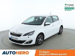 Vit Begagnad 2015 Peugeot 308 Allure Halvkombi | 139 000 kr (Marknadspris)