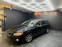 Svart Begagnad 2008 Volvo V70 Momentum Kombi | 49 900 kr (Marknadspris)