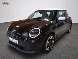 Svart Begagnad 2024 Mini Cooper Halvkombi | 339 900 kr