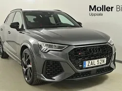 Grå Begagnad 2022 Audi Q3 Design SUV | 679 900 kr