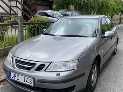 Grå Begagnad 2004 Saab 9-3 Linear Sedan | 25 900 kr (Marknadspris)