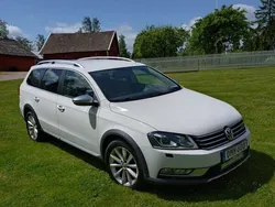 Vit Begagnad 2015 VW Passat Alltrack Kombi | 105 000 kr (Marknadspris)