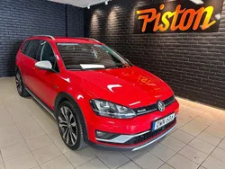 Röd Begagnad 2015 VW Golf Alltrack Kombi | 119 000 kr (Lite dyr)