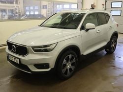 Glacier silver metallic Begagnad 2021 Volvo XC40 Momentum SUV | 246 000 kr (Bra pris)